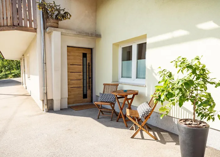 Hidden Corner * Zirovnica