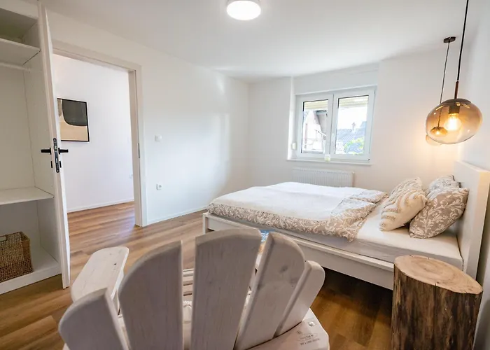 Apartment Hidden Corner Zirovnica